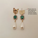 メルビーザキャットシリーズ - エメラルドスクエアアンドパールピアス / Melbie The Cat Series - Emerald Square and Pearls Piercing