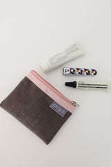 flat card pouch (brown)
