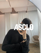 シンプルUネックTシャツ