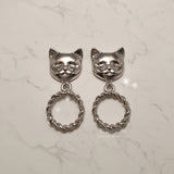メルビーザキャットシリーズ - アンティークキャットノブピアス / Melbie The Cat Series - Antique Cat Knobs Piercing (Silver ver.)