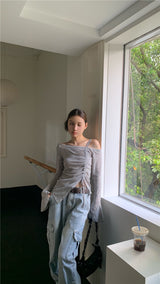 バウアオフショルダー長袖Tシャツ