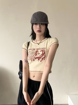 チャカレッドプリントクロップ半袖Tシャツ / Chaka Red Printed Cropped Short Sleeve T-Shirt