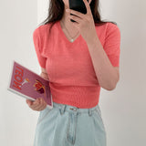 Short Sleeve V-Neck Knit Top