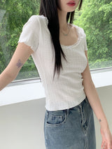 フブルビンテージリボンパンチングレースウェーブクロップド半袖Tシャツ / Hubble Vintage Ribbon Punching Lace Wave Cropped Short-Sleeved T-Shirt