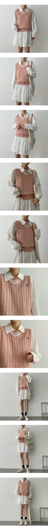エンブロイダリーVニットベスト / Ils embroidered V-knit vest