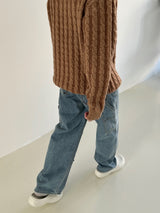 Double twist V neck knit 