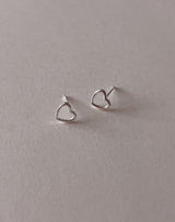 [92.5silver] line heart earrings