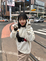 Cat tail knit