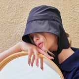 Stud logo strap bonnet hat Black