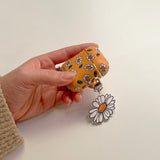 Daisy / Key Ring (6587988508790)