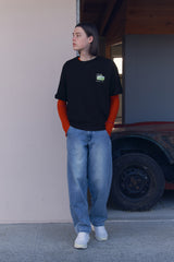 ユニユースホテルグラフィックTシャツ