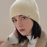VA Square Label Cozy Beanie / Beige