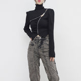 Seri's zip-turtleneck knitwear