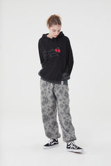 ドゥードゥルチェリーカットオフフーディー／DOODLE CHERRY CUT-OFF HOODIE [BLACK]