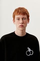 キルシーミドルチェリートレーナー／UNI MIDDLE CHERRY SWEATSHIRT KA [BLACK] (6597378310262)