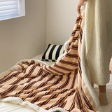 Retro stripe microfiber lamb fleece blanket - 150x200cm - Brown