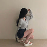 リブドボタンラウンドTシャツ