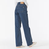 Womans Signature Stud Straight Fit Denim Pants Indigo