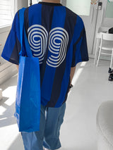 イェティVネックショートスリーブTシャツ