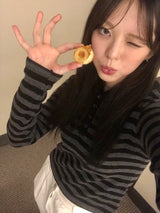 シュールT