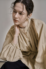 シャーリングパフブラウス/SHIRRING PUFF BLOUSE_BEIGE
