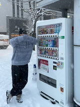 リマーカブルユニークストライプニット