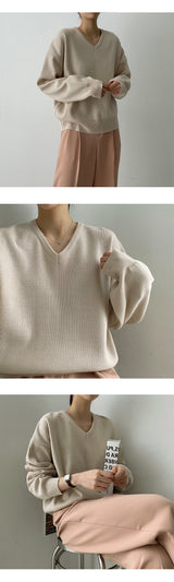 オリーブEネックニットウェア / Olive E-Neck Knitwear
