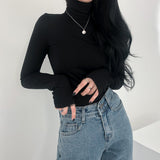 FINGER HOLE HIGH NECK T-SHIRT