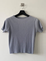 プリーツTシャツ