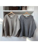 V-Neck Extended Sleeve Knit Top (6595753902198)