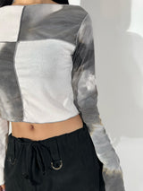 Printed patch long sleeve knit