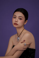 GIANT RIBBON CHOKER 
