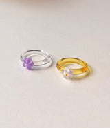 デイジーフラワーアクリリックリング (2 Colors)