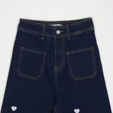 ワイドフィットハートシェイプ刺繍ジーンズ/CLASS:y  SEONYOU, LAPILLUS HAEUN, STAYC J, JOYURI WORN WIDE FIT HEART SHAPE EMBROIDERY JEAN [6887]