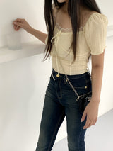 ボキンエンボスハートネックインシジョンリボン半袖Tシャツ/Bokin Embossed Heart Neck Cutout Ribbon Short Sleeve T-shirt