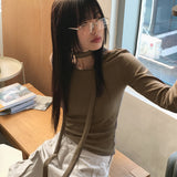 [Muffler set] Tyuji striped round long sleeve t-shirt