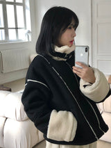 カーマインスエードマスタング