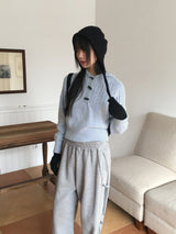 [Wool 15] ハインドツイストトッポッキボタンフードニット