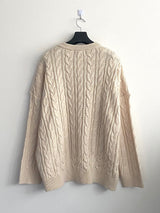 Stick cable V knit