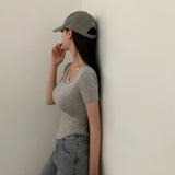 アメージングボディースリムUネックTシャツ
