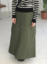 ラッシュバックスリットロングスカート