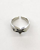 Taryn Y2K cubic star open ring ring