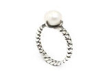FLAT PEARL RING