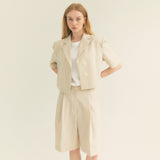 ツーボタンワンタックベルミューダパンツ / Two-Button One Tuck Bermuda Pants (Ivory)