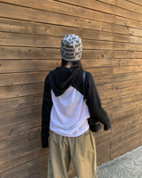 クロップフードニット