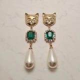メルビーザキャットシリーズ - エメラルドスクエアアンドパールピアス / Melbie The Cat Series - Emerald Square and Pearls Piercing