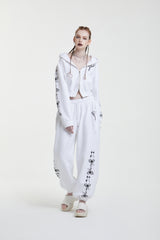 トリバルクロップドフーディ / TRIVAL CROPPED HOODY