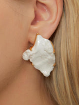 Artistic Gold earring_B(White) (6642405671030)