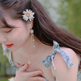 Daisy Wing Piercing - Longdrop (Gold Color)