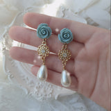 エレガントローズピアス / Elegant Mint Rose Piercing